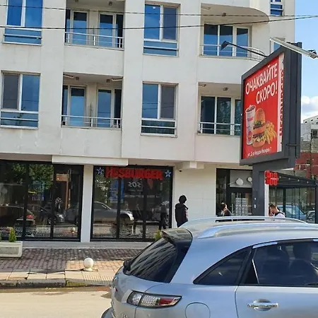Apartment Colonel 958 *